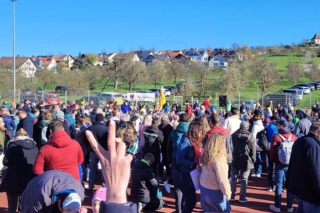 Auftakt-zum-33.-Kayher-Kirschblütenlauf-2025